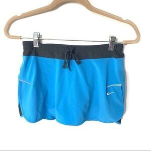 NIKE skirt women a blue dri-fit golf skirt with built in short small